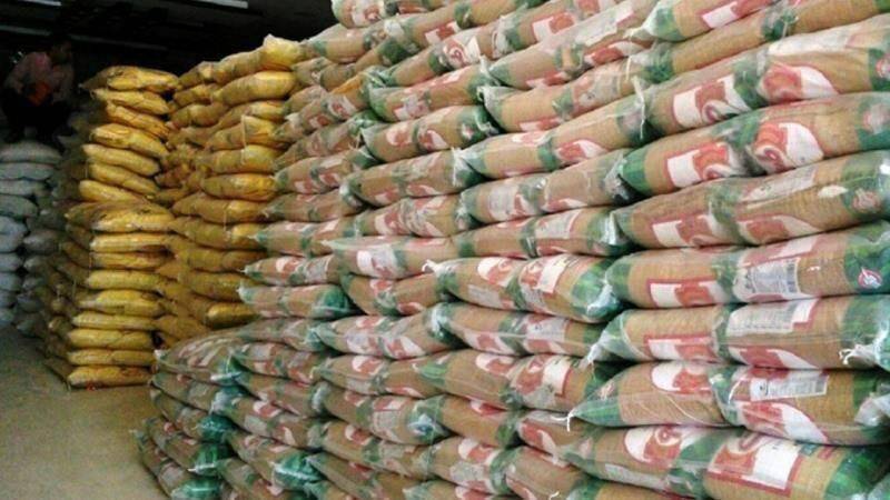 رسوب ۳۰۰ هزار تن برنج وارداتی در گمرکات
